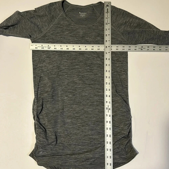 Athleta long sleeve athletic shirt with side ruching, thumb holes size S - Picture 6 of 9